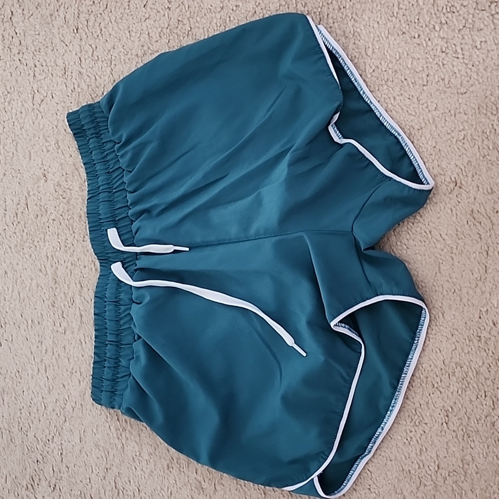 Running shorts